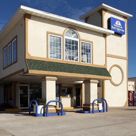 Americas Best Value Inn Macomb Екстериор снимка