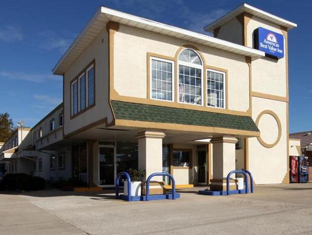 Americas Best Value Inn Macomb Екстериор снимка